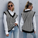 Knitted Sleeveless Vest with Checkered V-neck Sweater